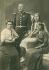 Cecilia Claes Erik with their daughters.